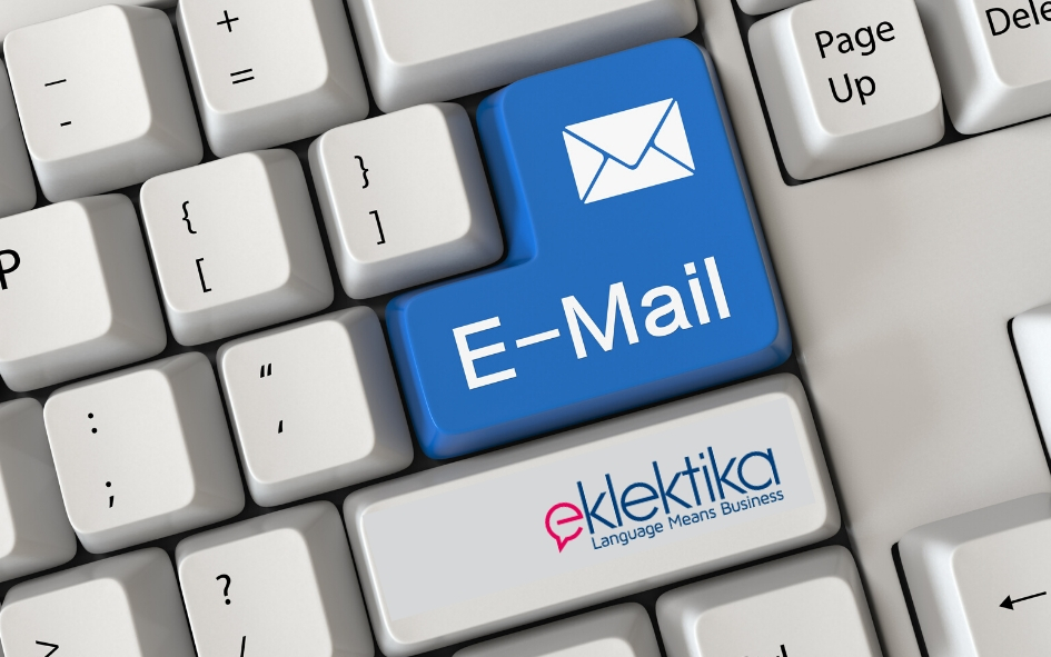 Jak napisać email formalny po angielsku?